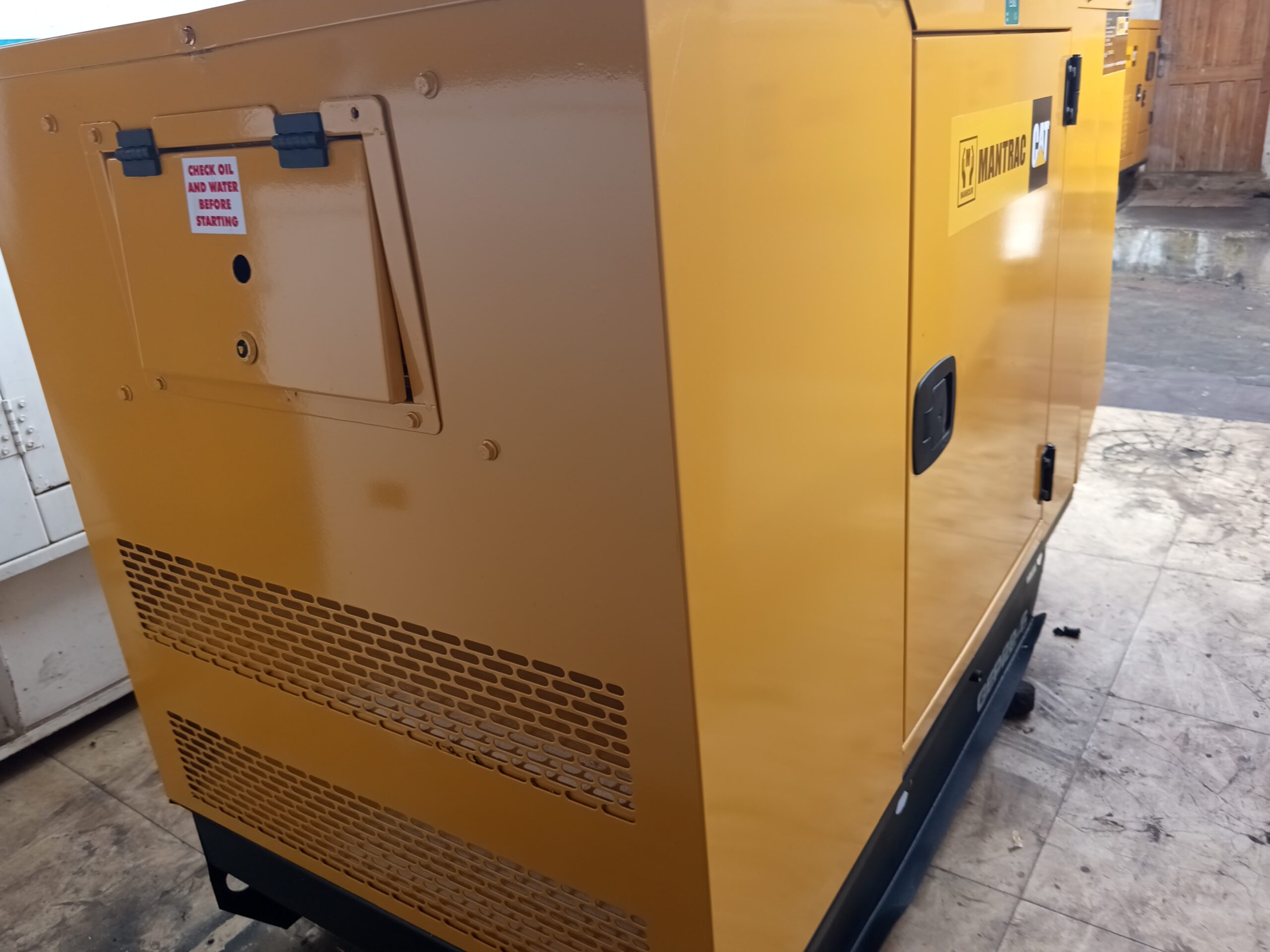 20kva MANTRAC CAT DIESEL GENERATOR - Image 3