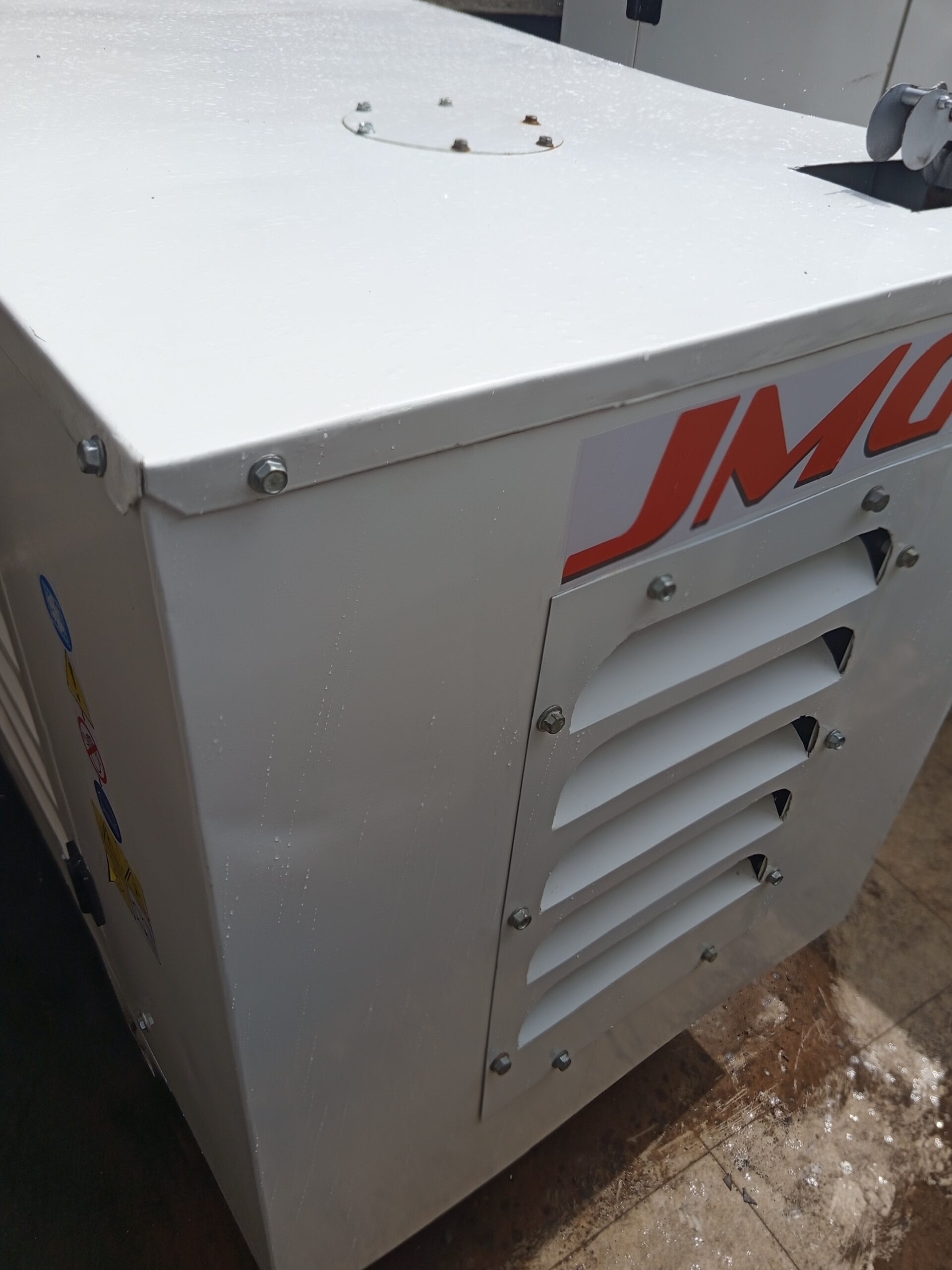 15KVA FG WILSON DIESEL GENERATOR SOUNDPROOF - Image 7